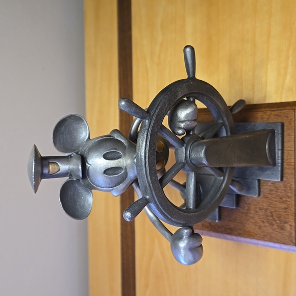 Disney Mickey Mouse "Steamboat Willie 1928" Pewter Figurine LE 1012/2500 - Picture 2 of 7